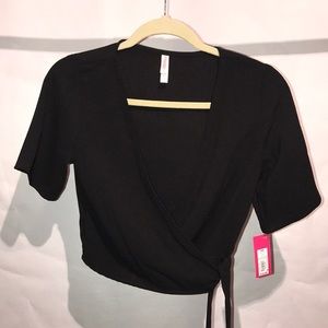 Wrap top : crop top